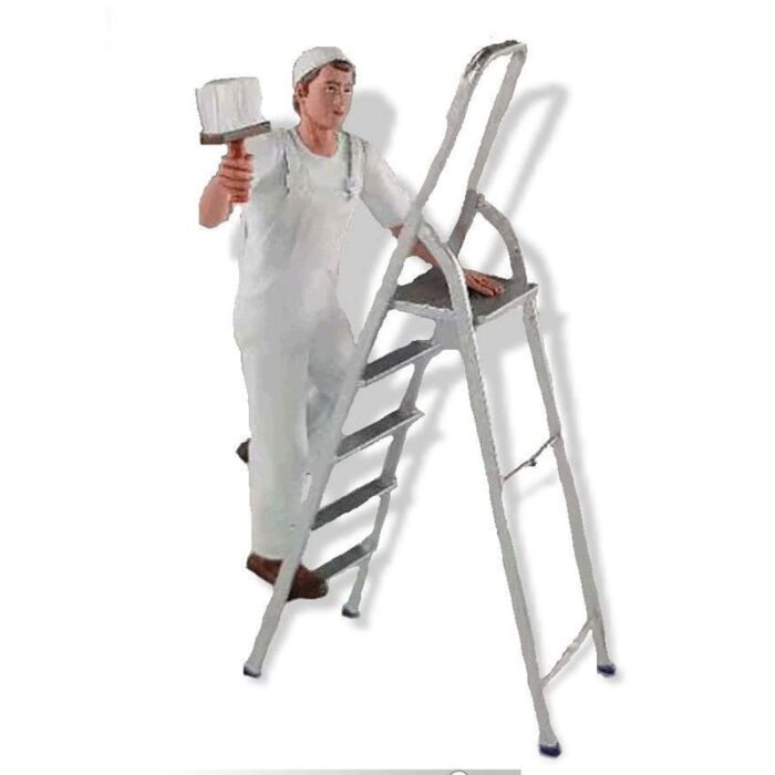 Schilder op ladder