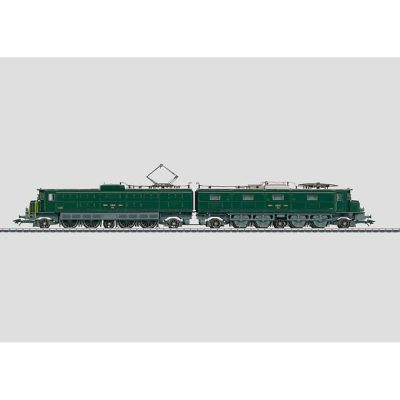37596