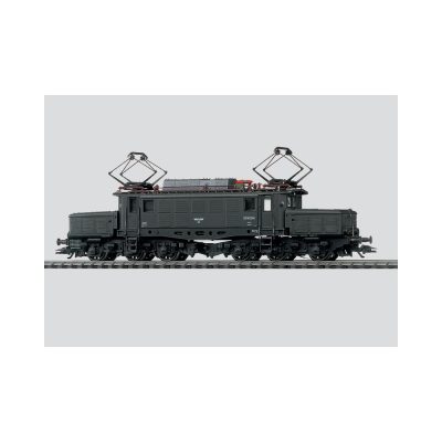 39221
