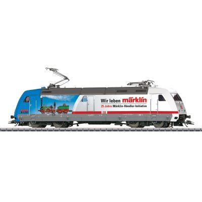 39374