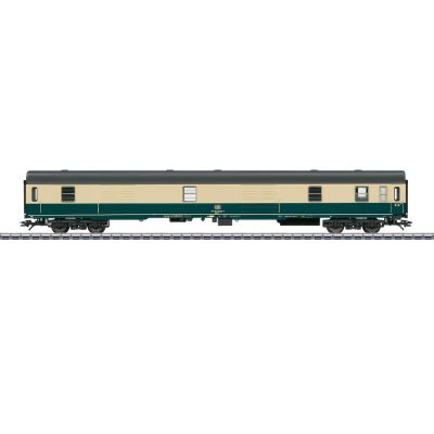 43960