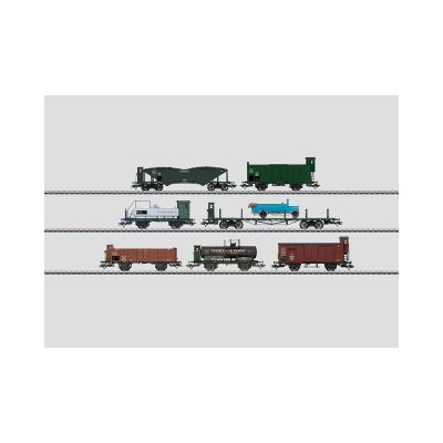 46082