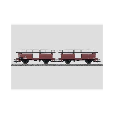 46121