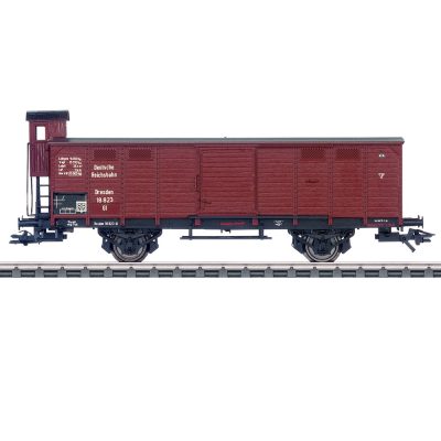 46160