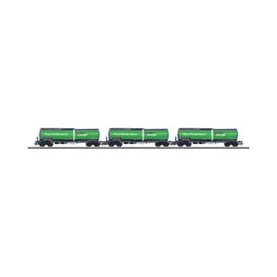 46565