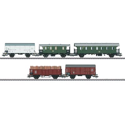 48816